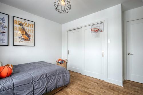 Chambre à coucher - 50 Rue De L'Oiselet, Carignan, QC - Indoor Photo Showing Bedroom
