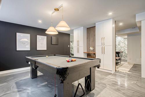 Salle de jeux - 50 Rue De L'Oiselet, Carignan, QC - Indoor Photo Showing Other Room