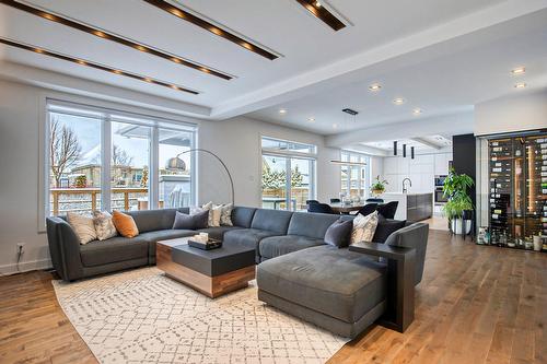 Salon - 50 Rue De L'Oiselet, Carignan, QC - Indoor Photo Showing Living Room