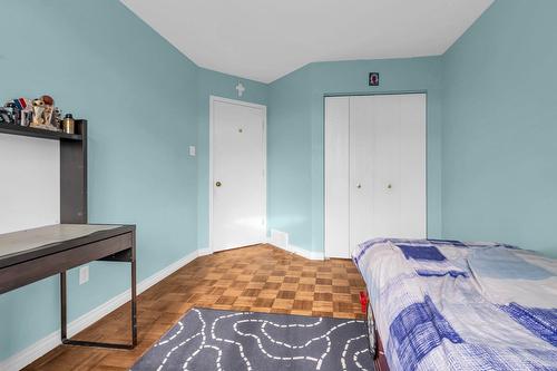 Chambre à coucher - 4946 Rue Évariste-Chaurette, Montréal (Pierrefonds-Roxboro), QC - Indoor Photo Showing Bedroom