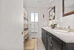 Ensuite bathroom - 