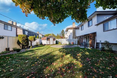 Cour - 8400 Boul. Pelletier, Brossard, QC - Outdoor