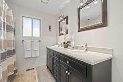 Ensuite bathroom - 