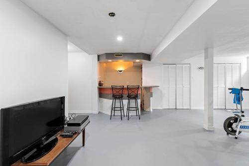 Sous-sol - 8400 Boul. Pelletier, Brossard, QC - Indoor