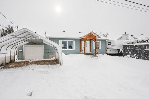 33 Rue de Vimy  Saint-Jean-Sur-Richelieu, QC J2X 2S2