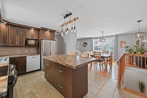 Cuisine - 33 Rue De Vimy, Saint-Jean-Sur-Richelieu, QC - Indoor Photo Showing Kitchen