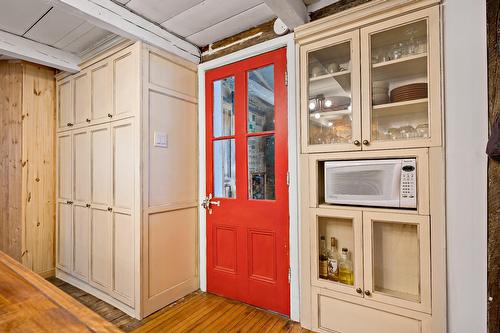 Cuisine - 101 Ch. Alary, Amherst, QC - Indoor Photo Showing Other Room