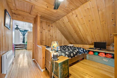 Boudoir - 101 Ch. Alary, Amherst, QC - Indoor Photo Showing Bedroom