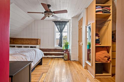 Chambre à coucher principale - 101 Ch. Alary, Amherst, QC - Indoor Photo Showing Bedroom