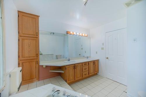 Salle de bains - 377 Route Marie-Victorin, Verchères, QC - Indoor Photo Showing Bathroom