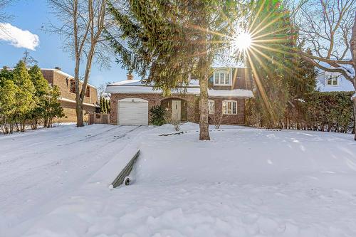 316 London Drive  Beaconsfield, QC H9W 5X5