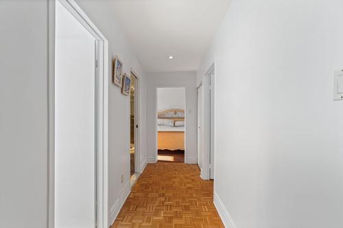 Hall d'entrée/Vestibule - 316 London Drive, Beaconsfield, QC - Indoor Photo Showing Other Room
