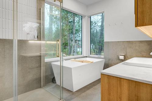 Salle de bains - 1770Z  - 1772Z Rue Du Manège, Sainte-Adèle, QC - Indoor Photo Showing Bathroom