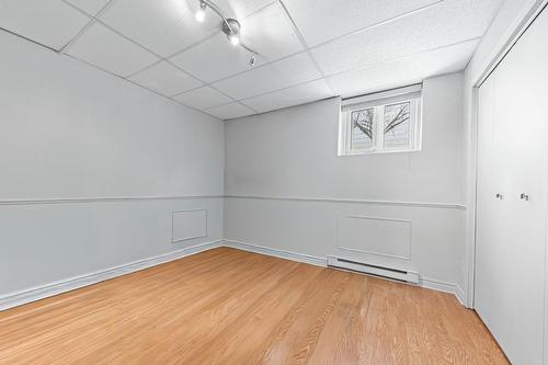 Chambre à coucher - 223 Rue Laurin, Napierville, QC - Indoor Photo Showing Other Room