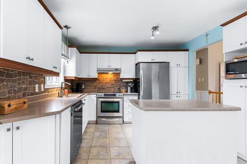 Cuisine - 223 Rue Laurin, Napierville, QC - Indoor Photo Showing Kitchen