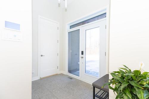 Hall d'entrée/Vestibule - 744 Rue Paul-Doyon, Boucherville, QC - Indoor Photo Showing Other Room