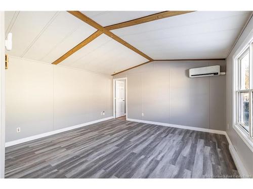 6 Roy St, Lincoln, NB 