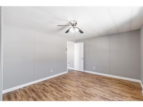 6 Roy St, Lincoln, NB 