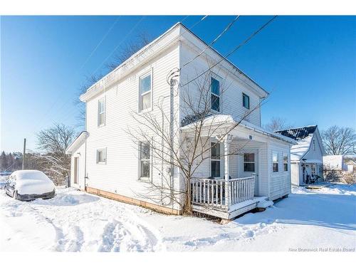 27 St James St, Sackville, NB 