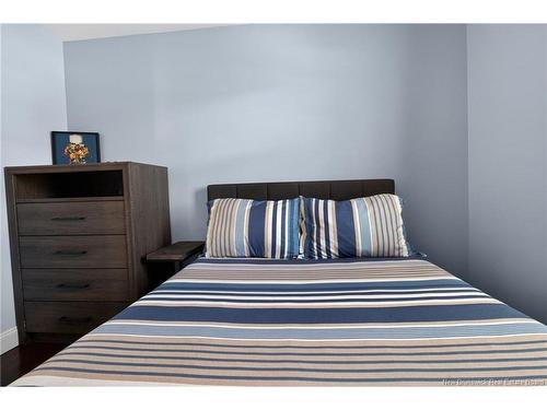 12 Des Sapin Crt, Dieppe, NB 