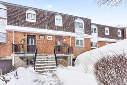 1125Z Tsse Jacques-Léonard  Montréal (Rivière-Des-Prairies/Pointe-Aux-Trembles), QC H1A 3K4