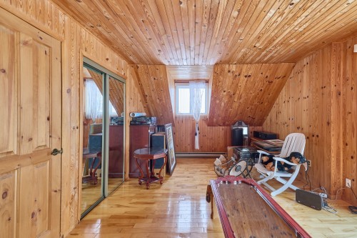 Bureau - 52 Ch. Charbonneau, Saint-Donat, QC - Indoor Photo Showing Bedroom