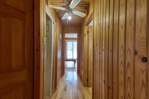 Corridor - 52 Ch. Charbonneau, Saint-Donat, QC - Indoor Photo Showing Other Room