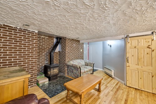 Salon - 52 Ch. Charbonneau, Saint-Donat, QC - Indoor Photo Showing Other Room With Fireplace