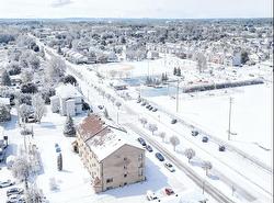 6-2079 Rue Schulz  Saint-Jérôme, QC J7Y 4L9