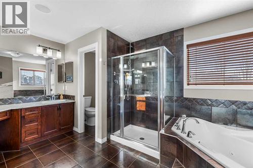 190 Sage Bank Grove Nw, Calgary, AB - Indoor Photo Showing Bathroom
