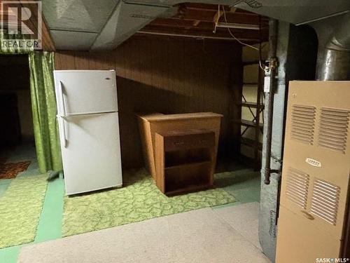 706 Balmoral Street, Saskatoon, SK - Indoor Photo Showing Basement