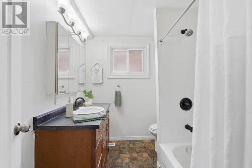 298 Hampton Rd, Sault Ste. Marie, ON - Indoor Photo Showing Bathroom