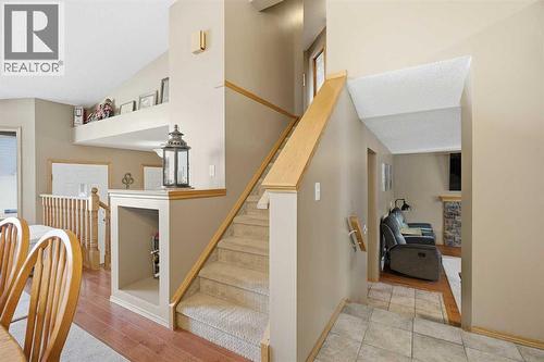 940 Citadel Drive Nw, Calgary, AB - Indoor Photo Showing Other Room