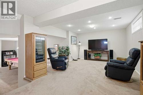 940 Citadel Drive Nw, Calgary, AB - Indoor