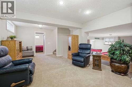 940 Citadel Drive Nw, Calgary, AB - Indoor