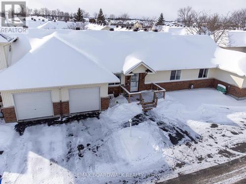 206 OAK LEAF PRIVATE  Ottawa, ON K0A 2Z0