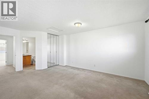 132 Royal Birch Mount Nw, Calgary, AB - Indoor Photo Showing Other Room
