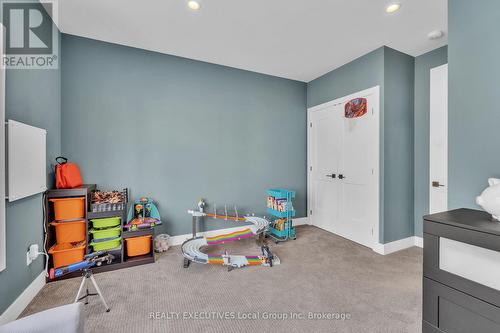 1070 Four Mile Lake Road, North Bay (Airport), ON - Indoor