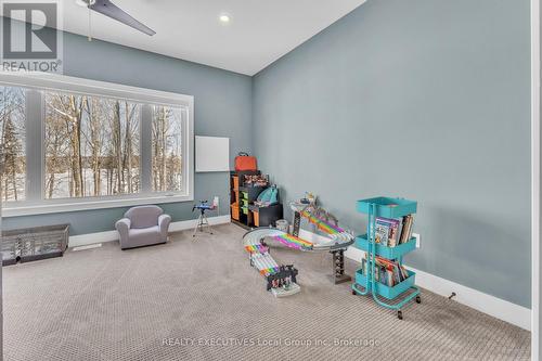 1070 Four Mile Lake Road, North Bay (Airport), ON - Indoor Photo Showing Other Room