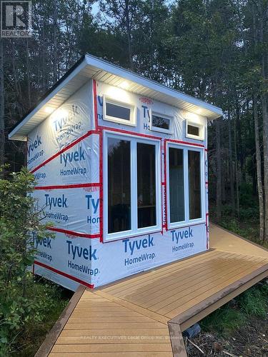 1070 Four Mile Lake Road, North Bay (Airport), ON - Outdoor