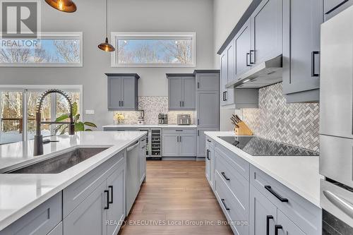 1070 Four Mile Lake Road, North Bay (Airport), ON - Indoor Photo Showing Kitchen With Upgraded Kitchen