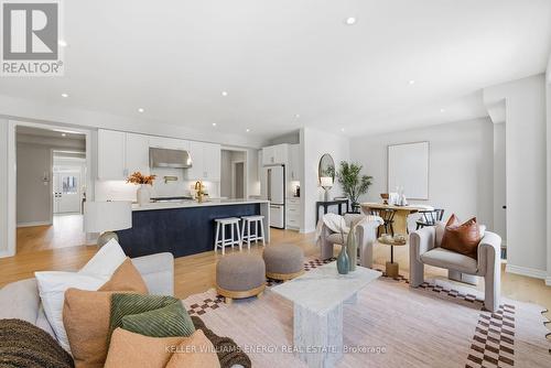 44 Priory Drive, Whitby, ON - Indoor Photo Showing Living Room