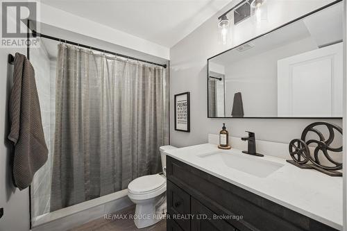 42 Doctor Archer Drive, Scugog (Port Perry), ON - Indoor Photo Showing Bathroom