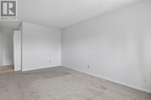 214A - 1099 Clonsilla Avenue, Peterborough (Otonabee Ward 1), ON - Indoor Photo Showing Other Room