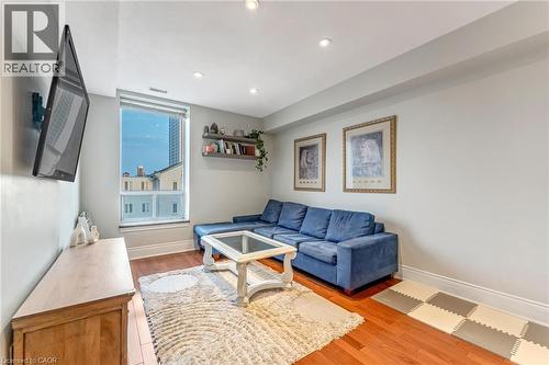 283 King Street E Unit# 304, Hamilton, ON - Indoor Photo Showing Living Room
