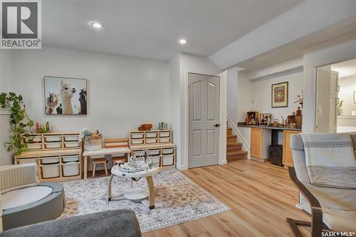 507 Wilkinson Crescent, Saskatoon, SK - Indoor Photo Showing Living Room