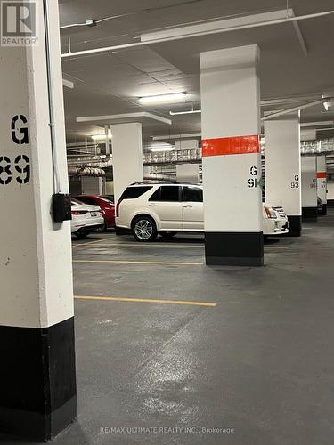 1601 - 15 Queens Quay E, Toronto, ON - Indoor Photo Showing Garage