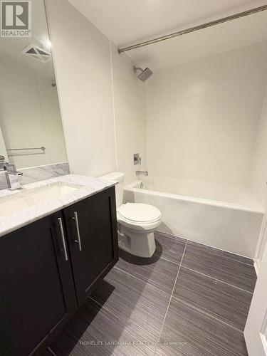 509 - 35 Bastion Street, Toronto, ON - Indoor Photo Showing Bathroom