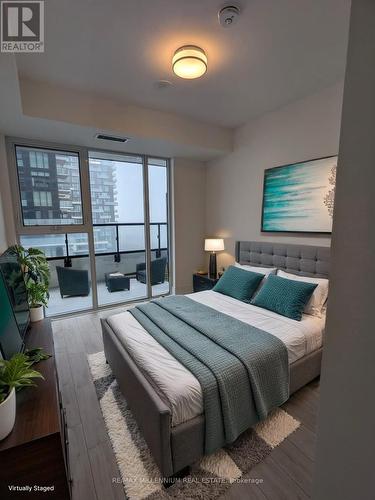 2006 - 10 Inn On The Park Drive, Toronto, ON - Indoor Photo Showing Bedroom