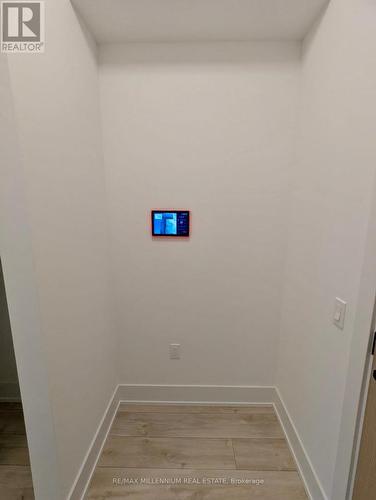 2006 - 10 Inn On The Park Drive, Toronto, ON - Indoor Photo Showing Other Room